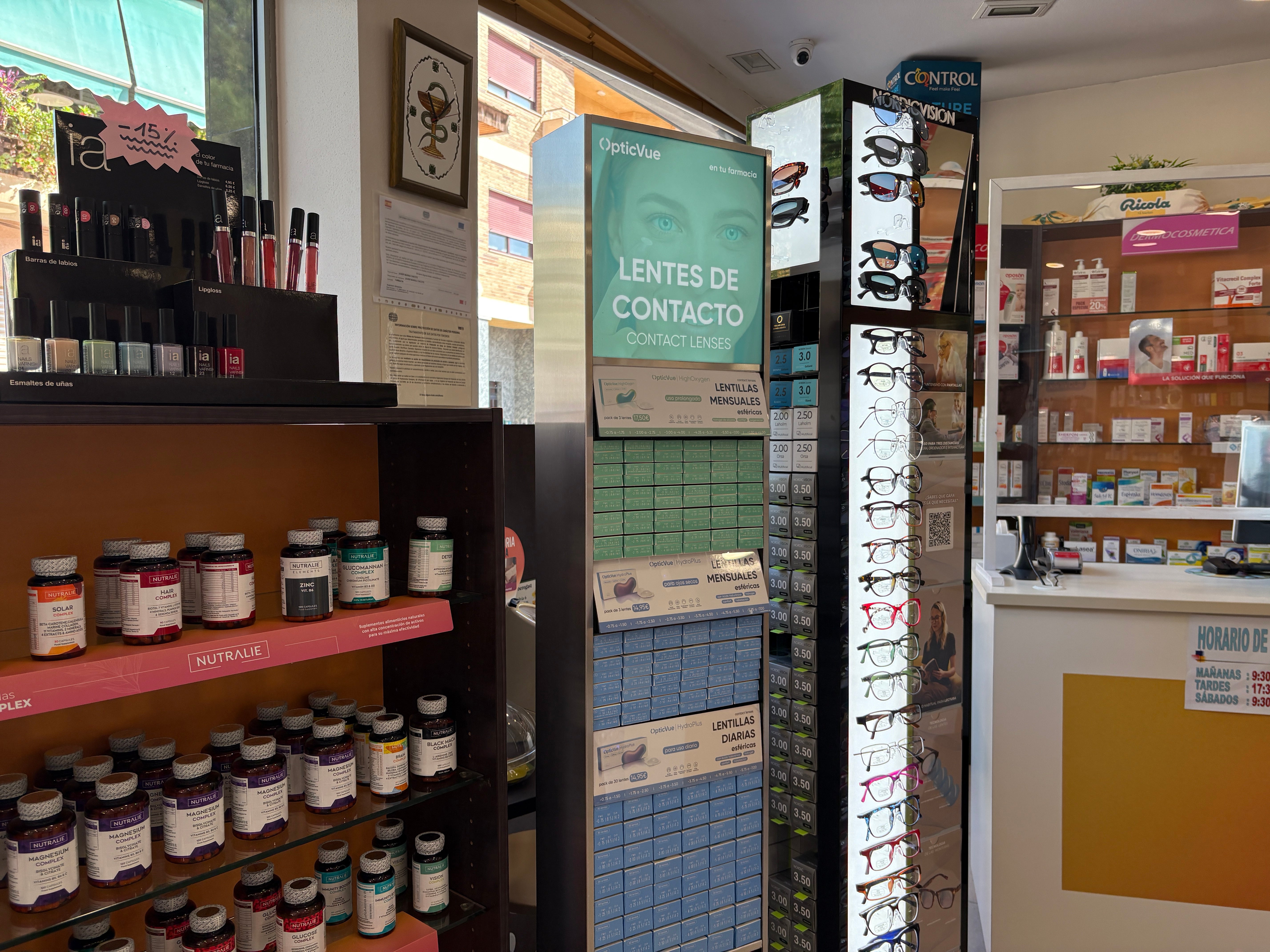 Comprar lentillas online o en farmacia: ¿qué es mejor?