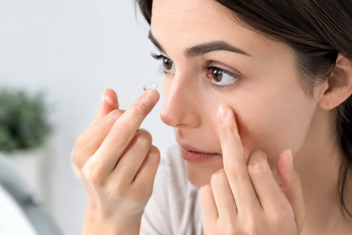 Cómo poner lentillas blandas paso a paso