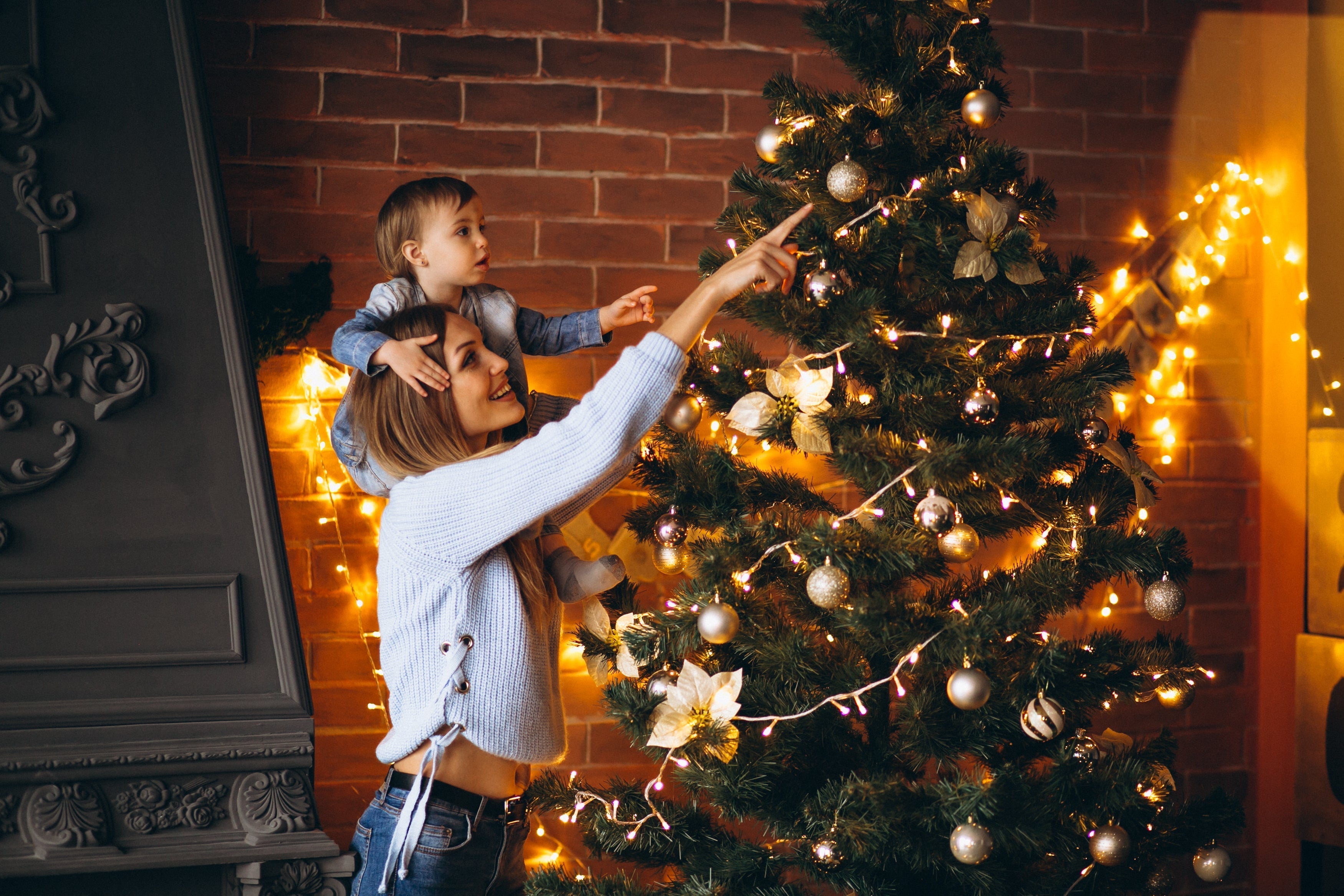 Consejos para viajar en Navidad si usas lentillas: todo lo que debes llevar contigo