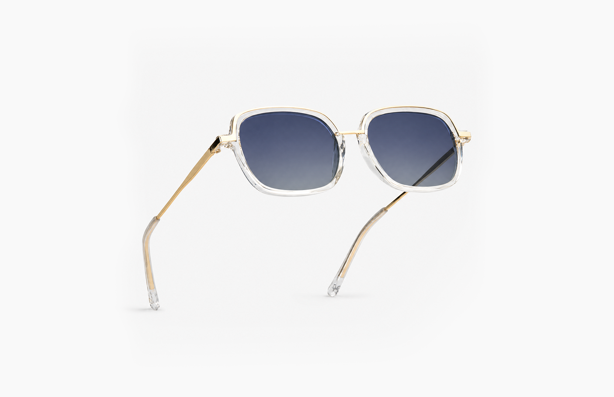 30 lentillas Diarias HydroPlus + Gafas de Sol Polarizadas